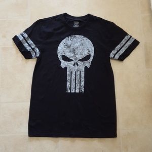 Marvel skull black graphic t-shirt
